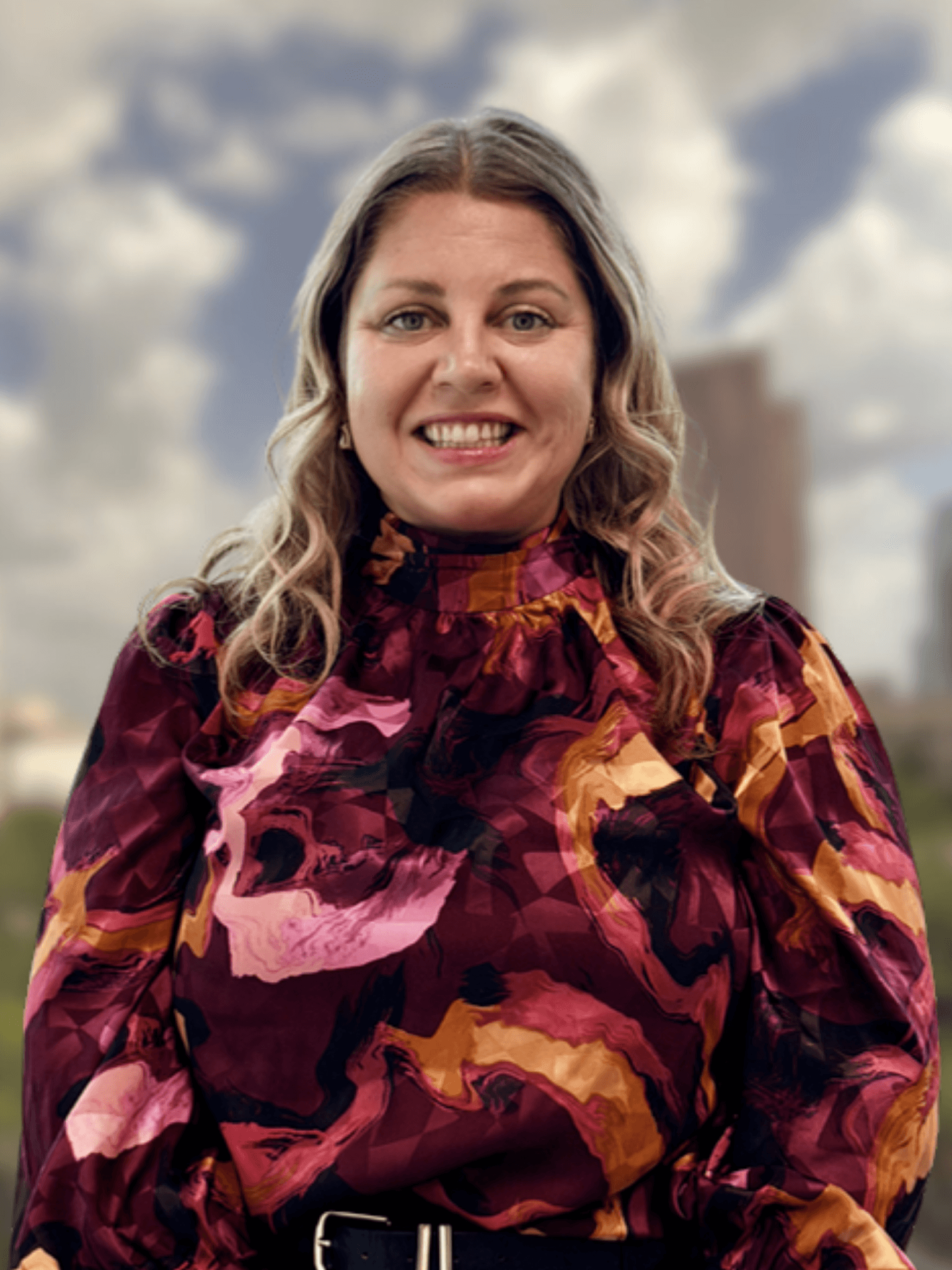 Ashley Ditrani, Contract Advisor